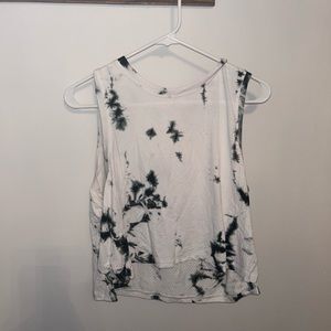 Lululemon workout tank